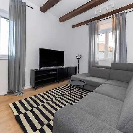 Casa Ogo Apartmán *