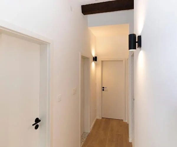 奥格酒店 公寓 *