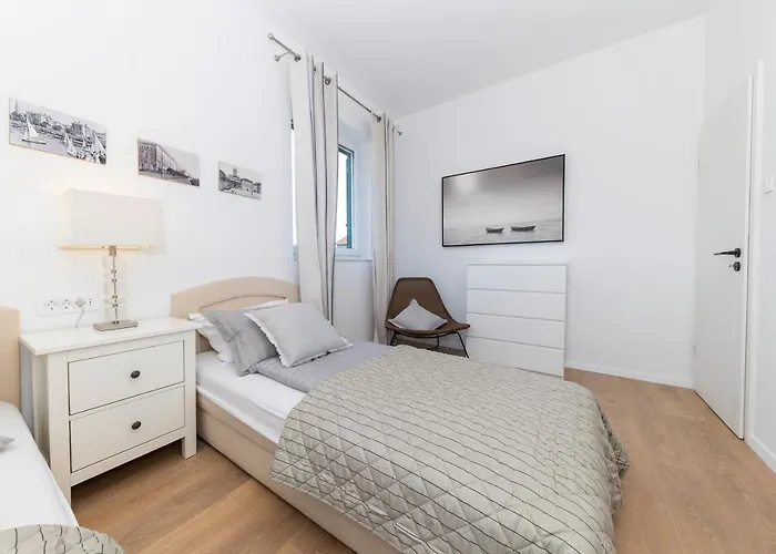 奥格酒店 * 扎达尔